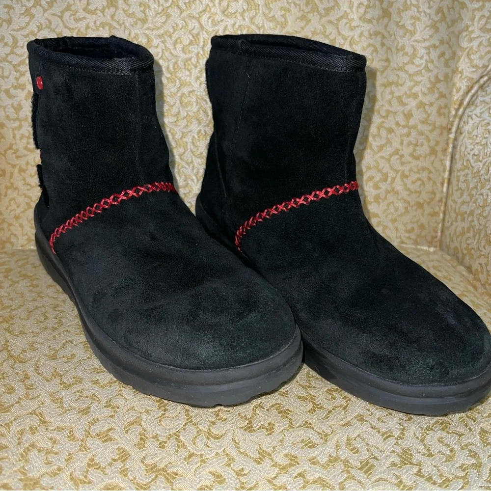 UGG Black Ankle Boots with Red Stitching winter stylish - Picture 2 of 6